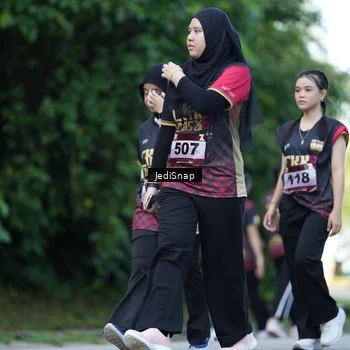 Runner Photo 9271254