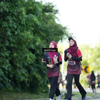 Runner Photo 9271337