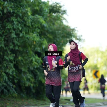 Runner Photo 9271339