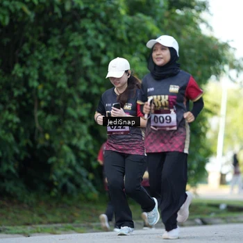 Runner Photo 9271494