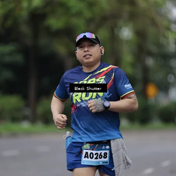 Runner Photo 9271504