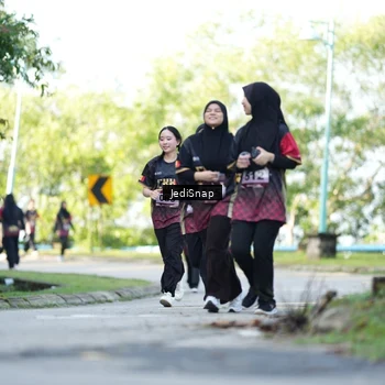 Runner Photo 9271524
