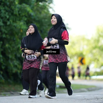Runner Photo 9271556