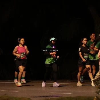 Runner Photo 9271757