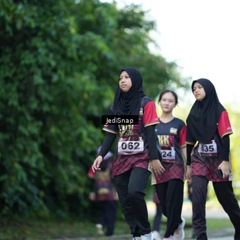 Runner Photo 9271812