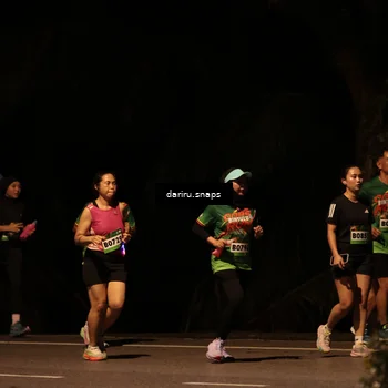 Runner Photo 9271861