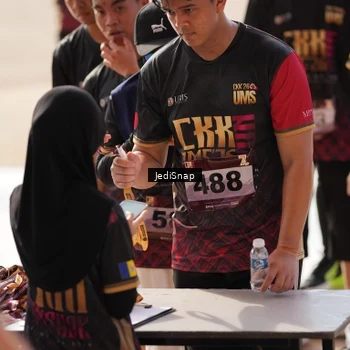 Runner Photo 9272213