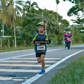 Runner Photo 9272514