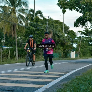 Runner Photo 9272574