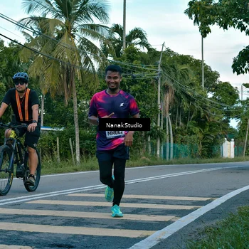 Runner Photo 9274402