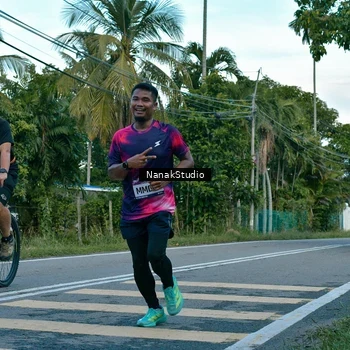 Runner Photo 9274502