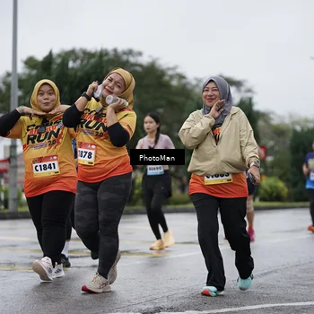 Runner Photo 9277343