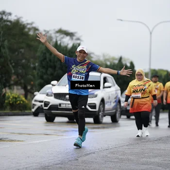 Runner Photo 9277371