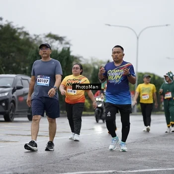 Runner Photo 9277553