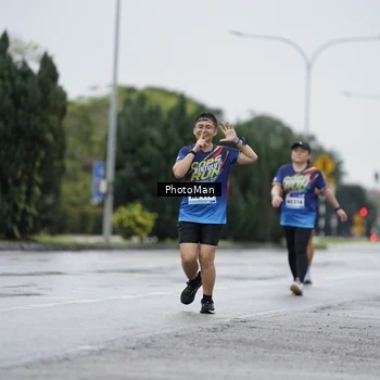 Runner Photo 9277870