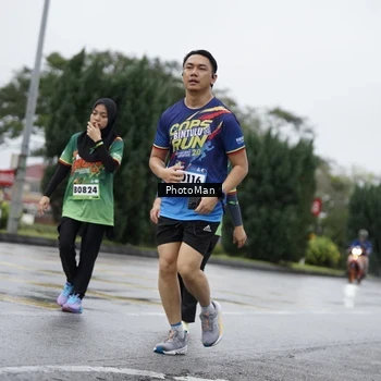 Runner Photo 9277978
