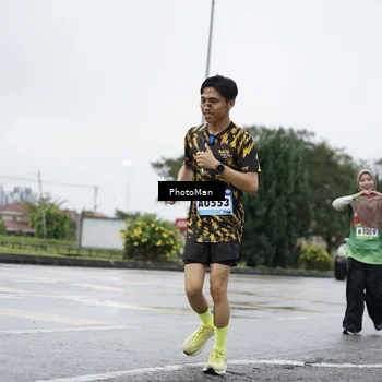 Runner Photo 9277992