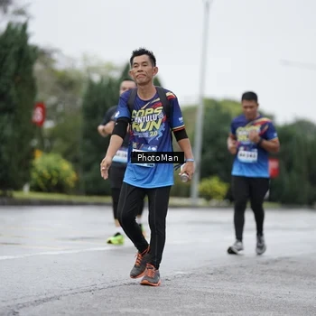 Runner Photo 9278062
