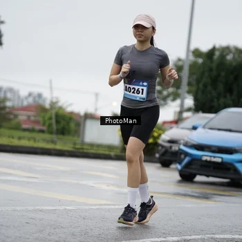 Runner Photo 9279024