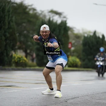 Runner Photo 9279053
