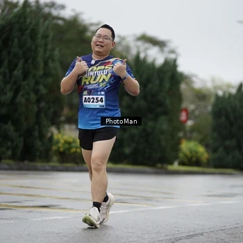 Runner Photo 9279103