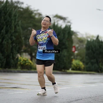 Runner Photo 9279109