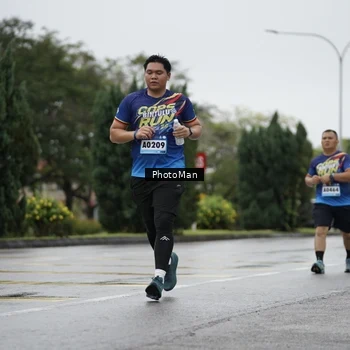 Runner Photo 9279110