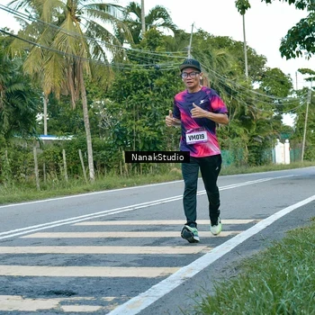Runner Photo 9281190