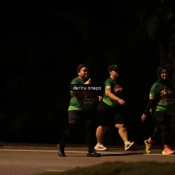 Runner Photo 9281486