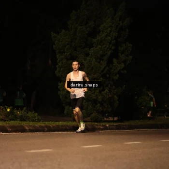 Runner Photo 9283806