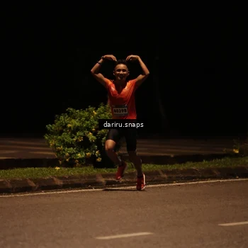 Runner Photo 9285045