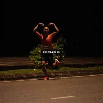 Runner Photo 9285088