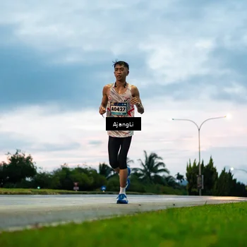 Runner Photo 9290342