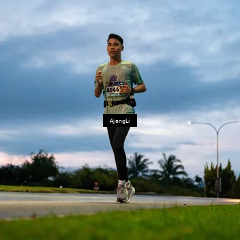 Runner Photo 9293055