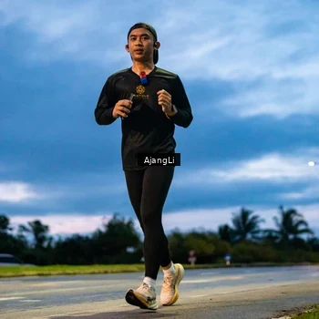 Runner Photo 9293310