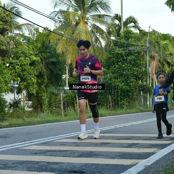 Runner Photo 9293965
