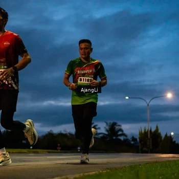 Runner Photo 9294067