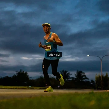 Runner Photo 9294110