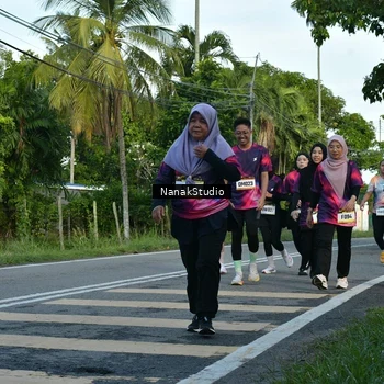 Runner Photo 9296146