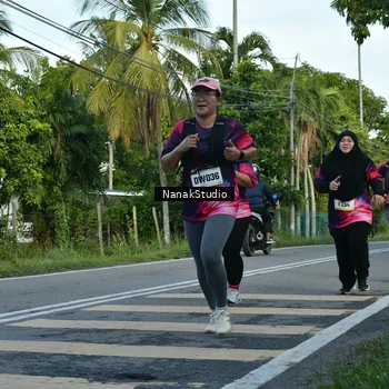 Runner Photo 9296613