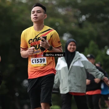 Runner Photo 9298913