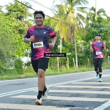 Runner Photo 9300006