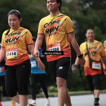 Runner Photo 9300318