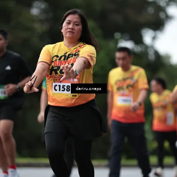 Runner Photo 9300603
