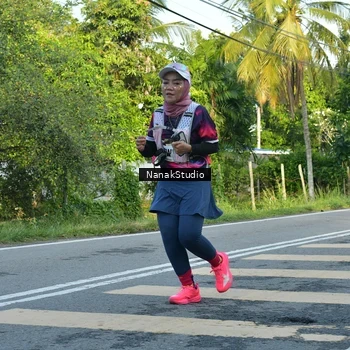 Runner Photo 9300654