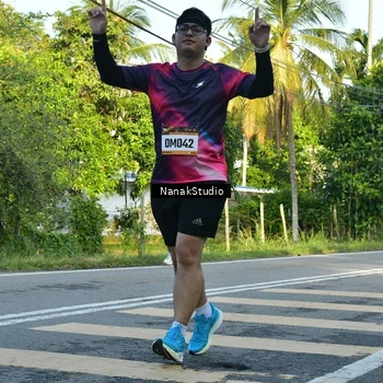 Runner Photo 9300709