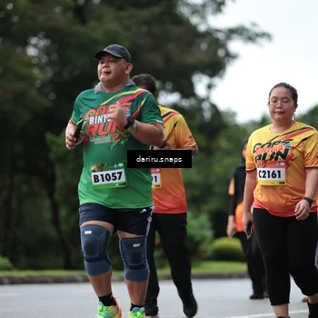 Runner Photo 9300844