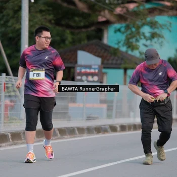 Runner Photo 9307316