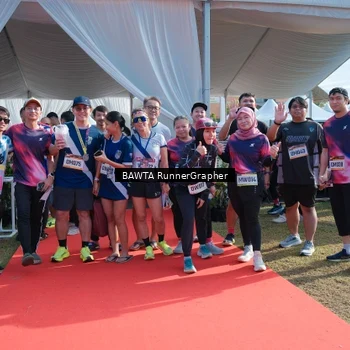 Runner Photo 9307375