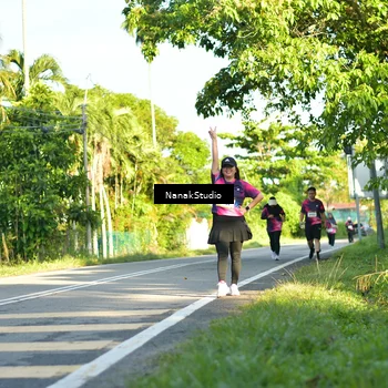 Runner Photo 9308012